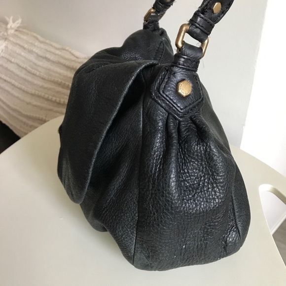 MARC BY MARC JACOBS WOMENS LIK UTIKA BLACK LEATHER HANDBAG - Picture 6 of 15